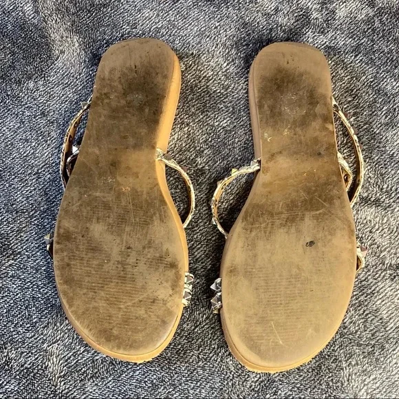 Steve Madden studded croc sandals - Picture 3 of 3